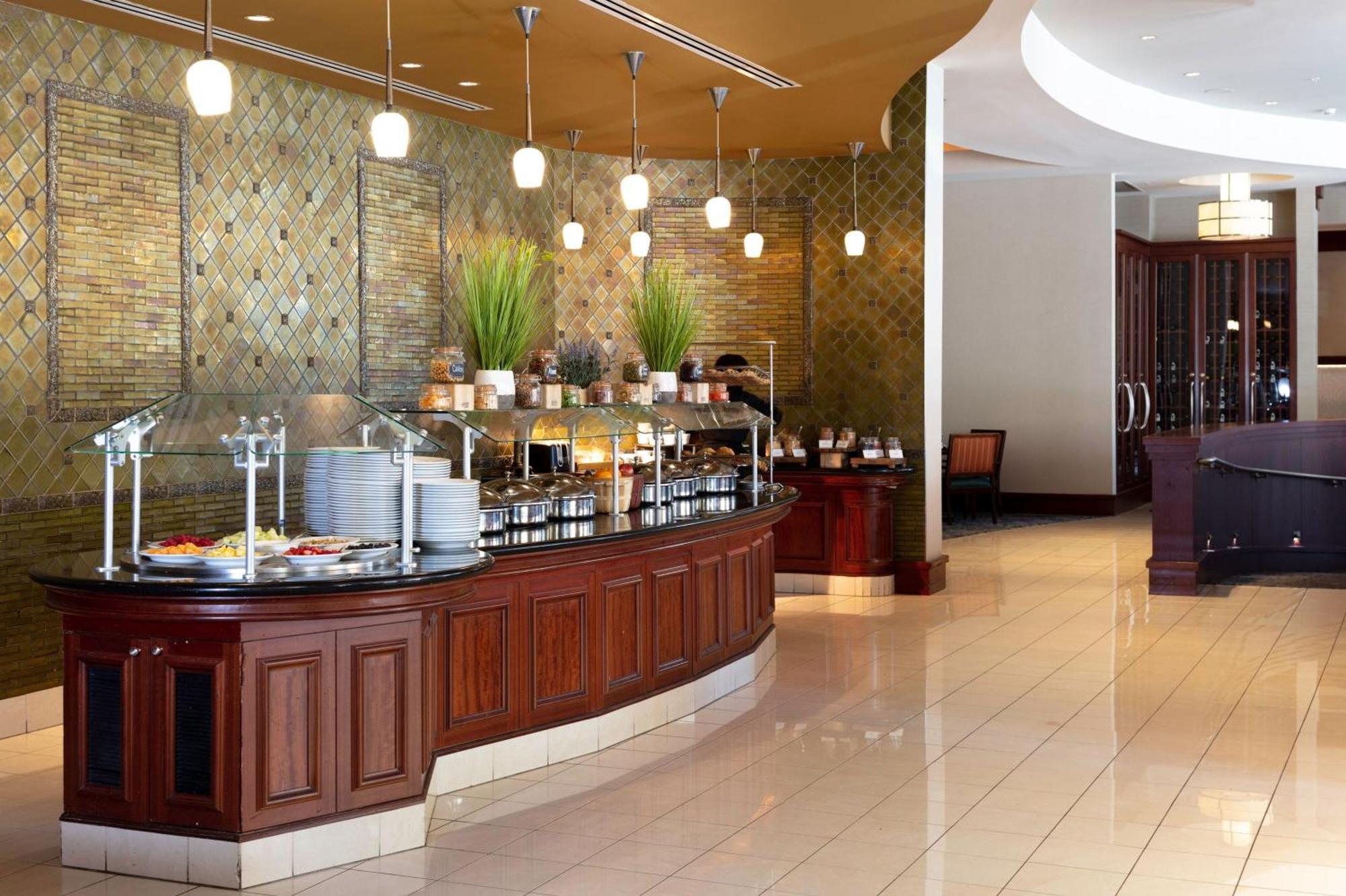 Renaissance Montgomery Hotel & Spa At The Convention Center Dış mekan fotoğraf